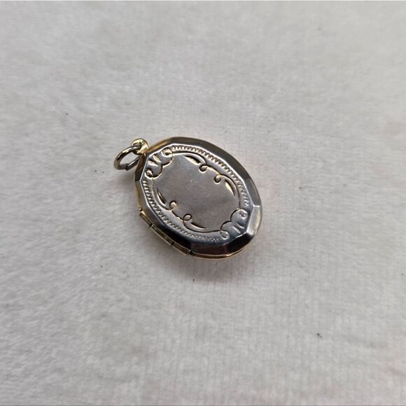 VINTAGE Enamel Locket - Picture 4 of 5